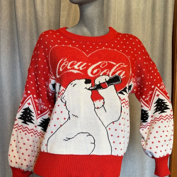 Coca Cola Christmas Sweater Crew Neck Knit Polar Bear Snowflakes Red Holiday M - Picture 1 of 7